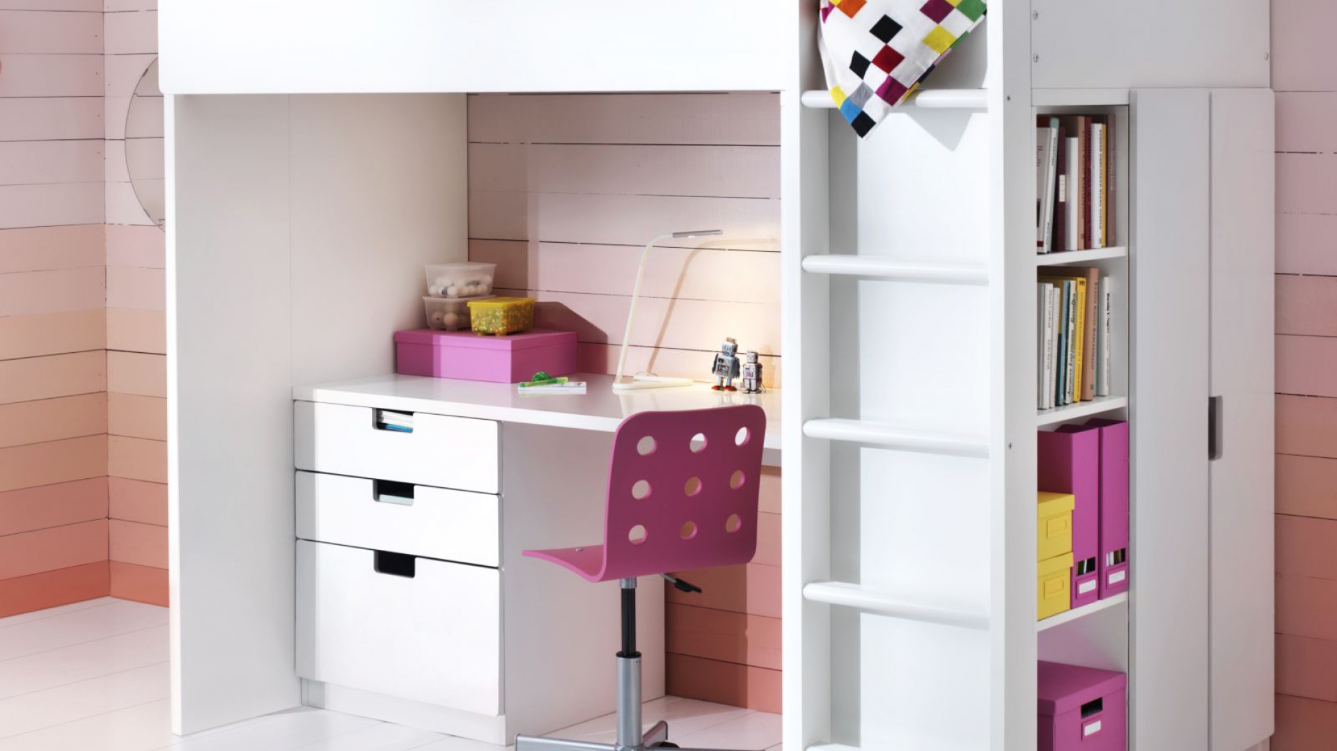 Biurko dla dziecka Ikea – strzał w dziesiątkę!